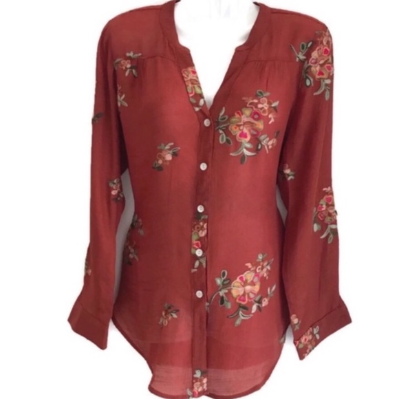 Anthropologie Tops - Anthropologie Fig & Flower embroidered button front blouse Size 3X